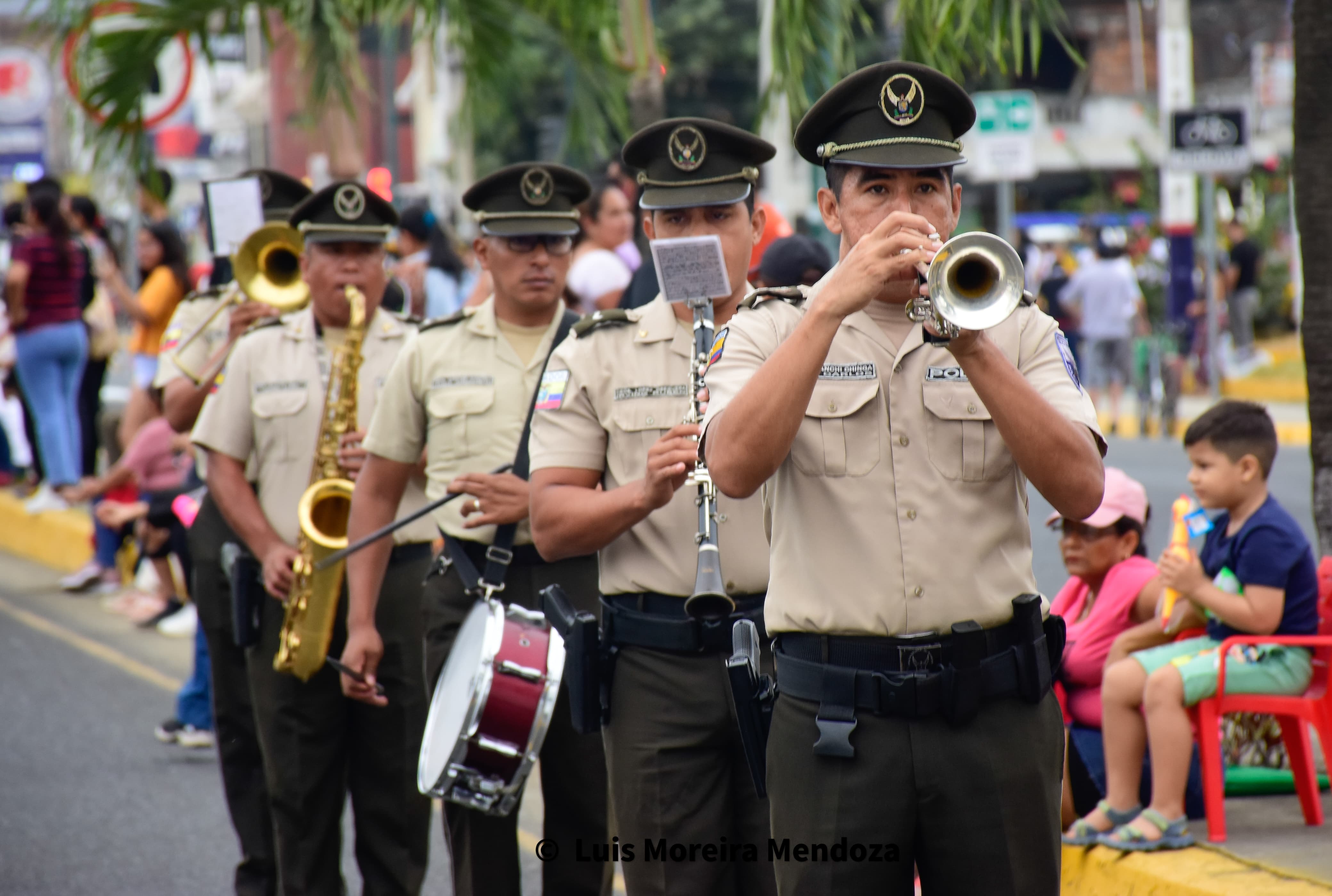 desfile Portoviejo