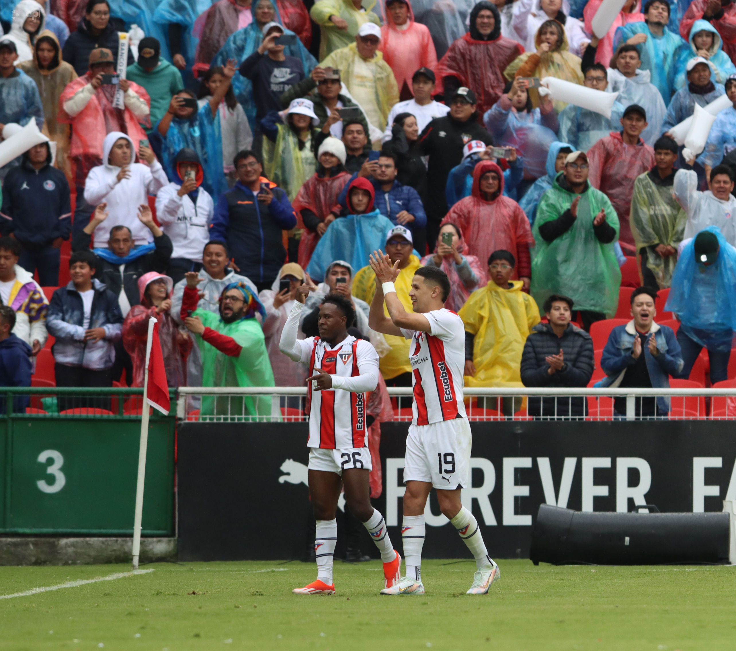 Liga Pro: Liga de Quito venció 3-0 a Independiente del Valle en la final de ida