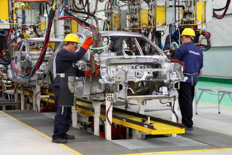 Las industrias del Ecuador tendrán un apagón de 15 días que iniciará el domingo 15 de diciembre del 2024.