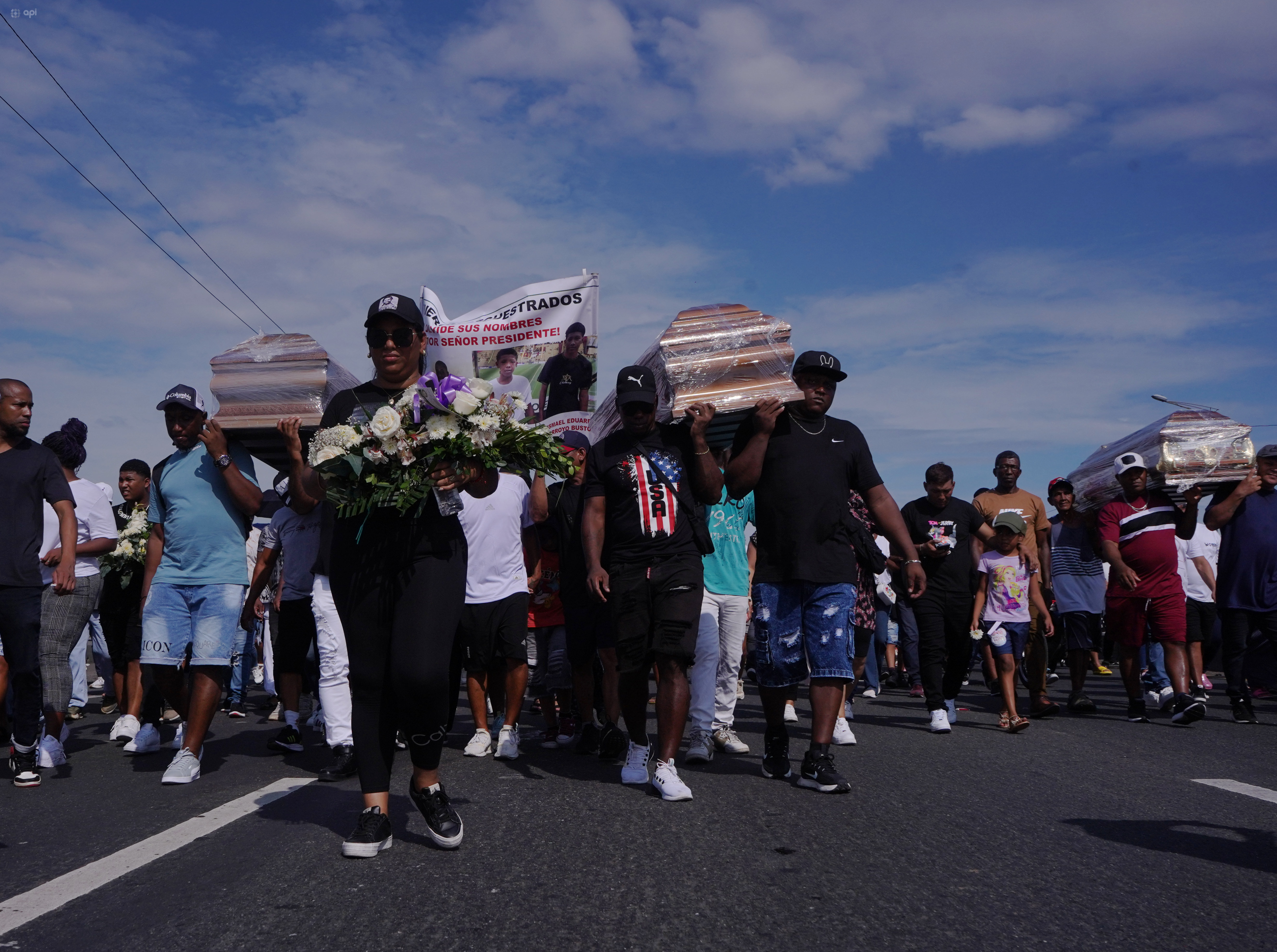 Clamor de justicia en sepelio de cuatro menores asesinados de Las Malvinas