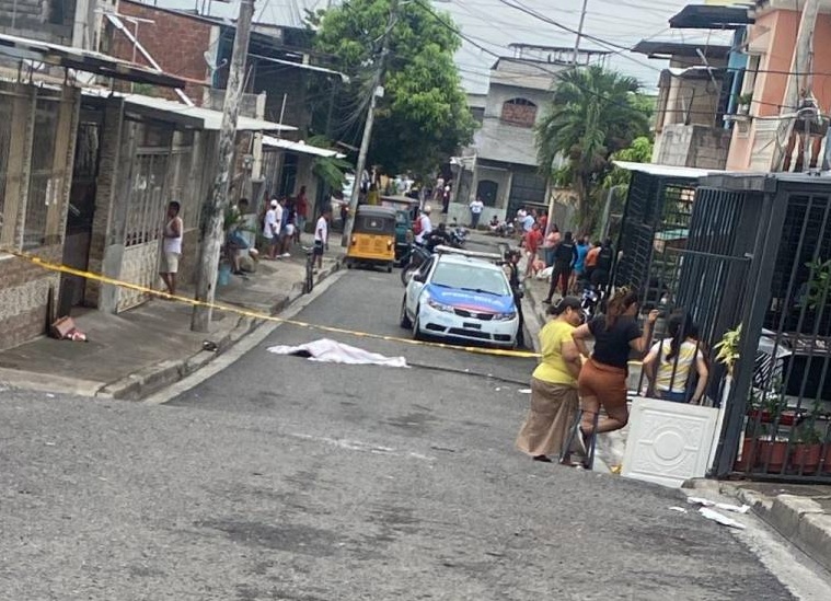 El ataque armado a un grupo de personas, Testigos de Jehová, terminó con la vida de tres de ellos, en el norte de Guayaquil.
