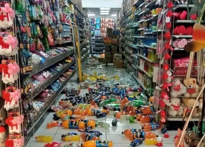 Un fuerte sismo, con epicentro en el océano Pacífico, sacudió a cuatro países de Centroamérica este domingo 5 de enero del 2025.