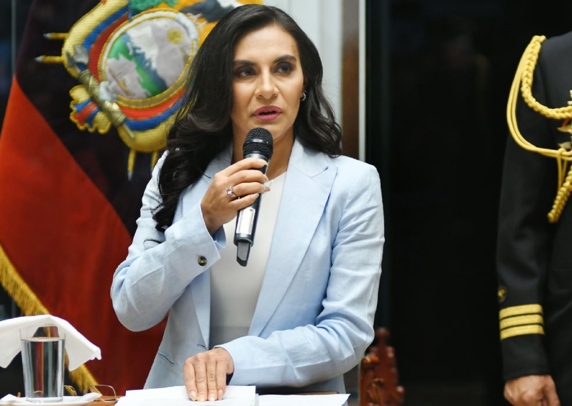 Verónica Abad anunció que este domingo 5 de enero del 2024 asumirá las funciones de presidenta constitucional de la República del Ecuador.