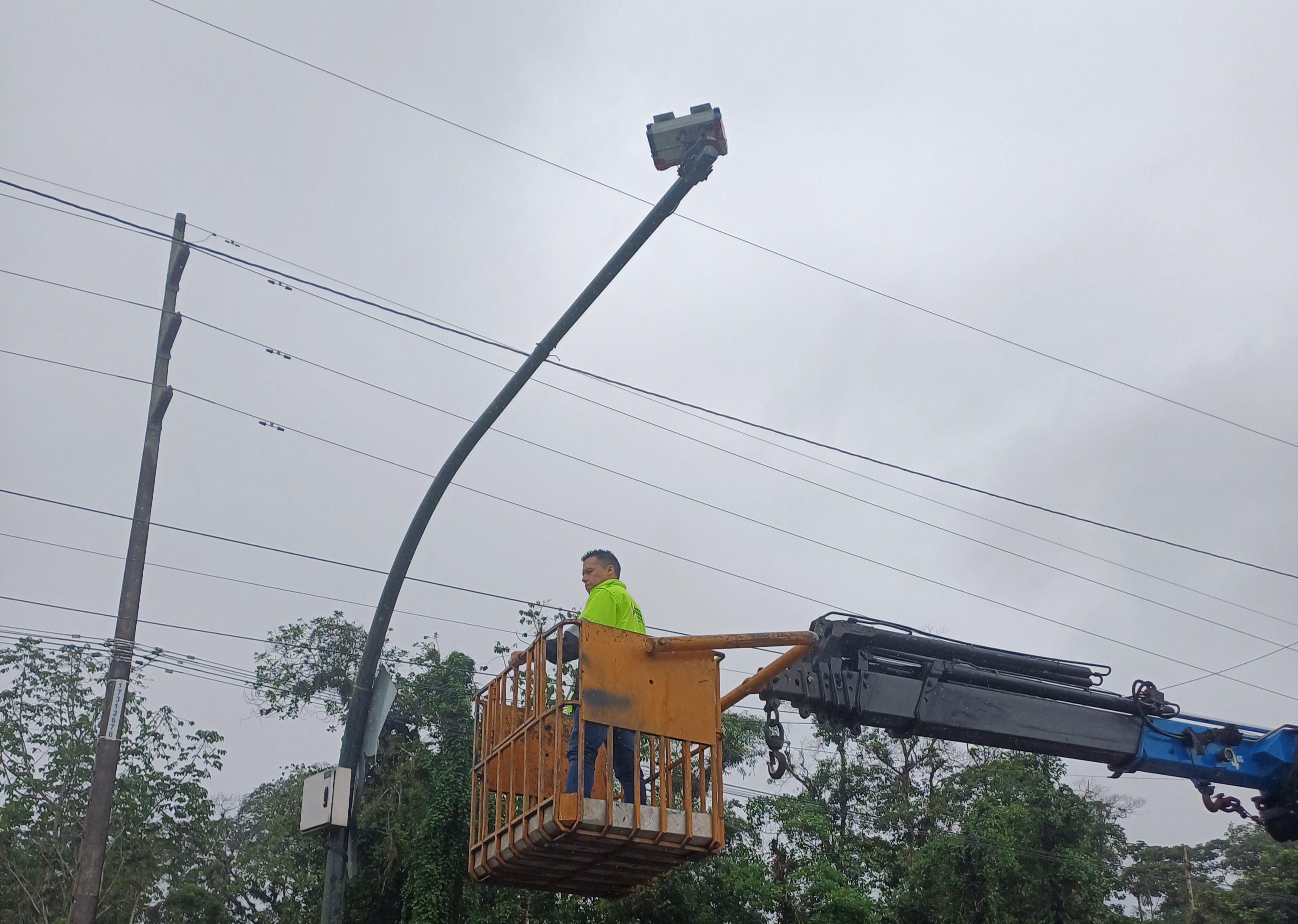 1 Santo Domingo. Transportistas esperan que la ANT cumpla con la clausura de fotorradares