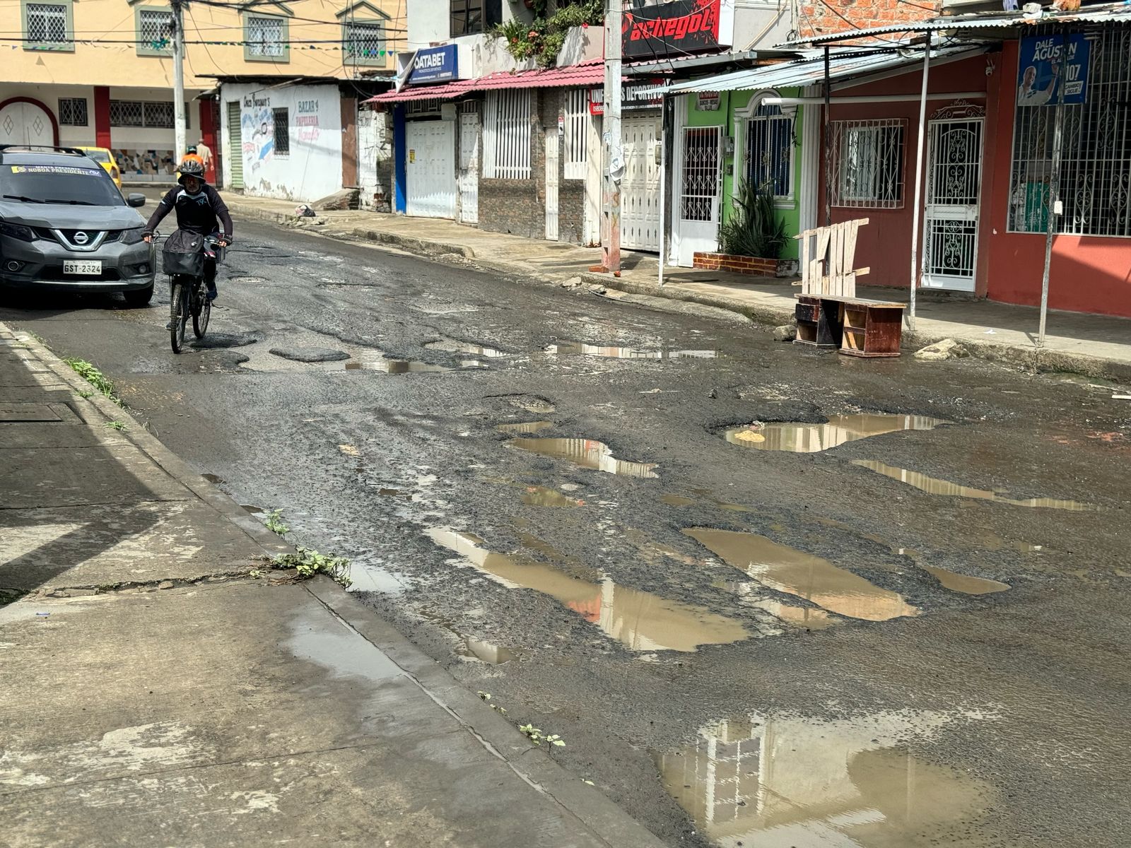 Manabí. El mal estado de las calles de Manta: un problema que afecta a conductores y peatones