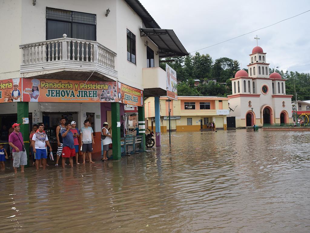 Lluvias devastan Ecuador: 14 muertos y miles afectados