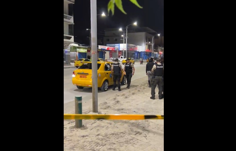 Crónica. Ataque sicario deja dos muertos en la avenida 4 de Noviembre de Manta