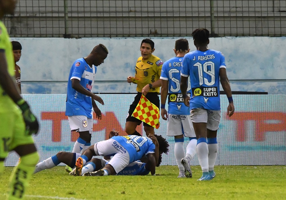 El Manta FC logró su primera victoria de la temporada en la LigaPro 2025, al derrotar 4-3 a El Nacional en el estadio Jocay.
