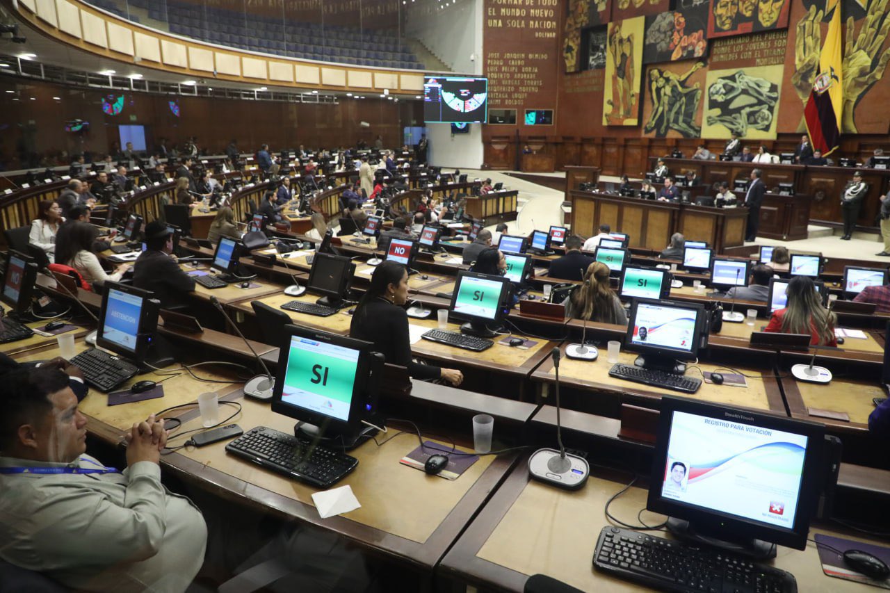 La Asamblea Nacional rechaza la adjudicación del campo Sacha.