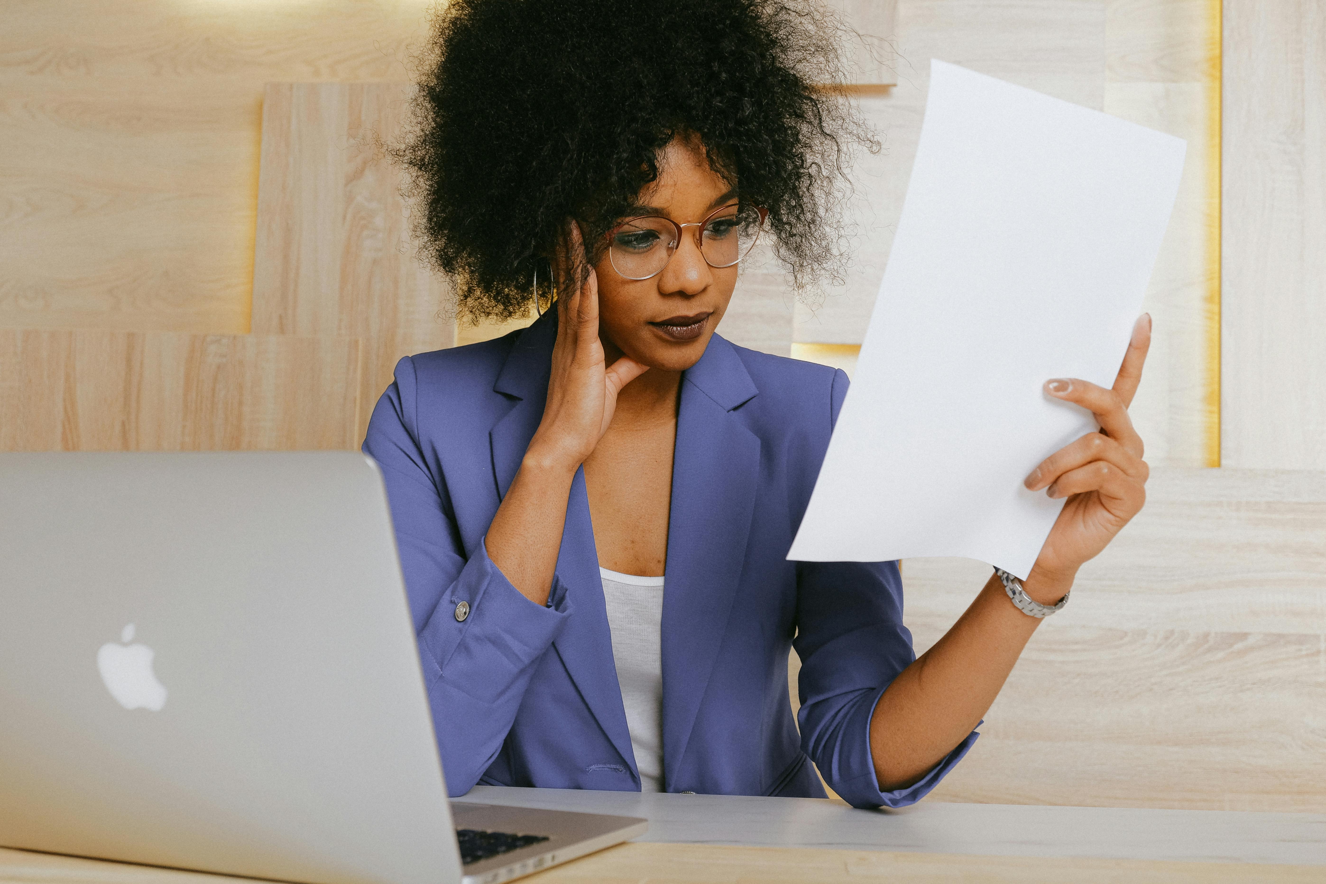 Tres de cada diez mujeres ocupan cargos directivos.