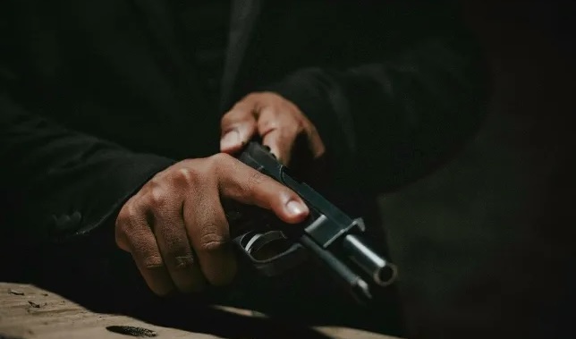 Quevedo. Hombre recibe cinco disparos mientras conversaba con amigos afuera de una iglesia