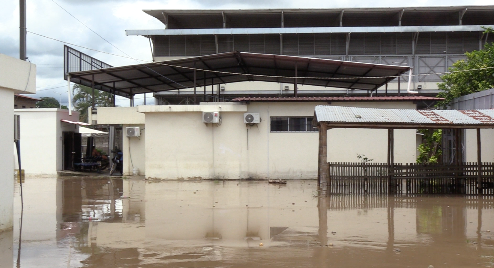 Tres subcentros de salud afectados por las fuertes lluvias