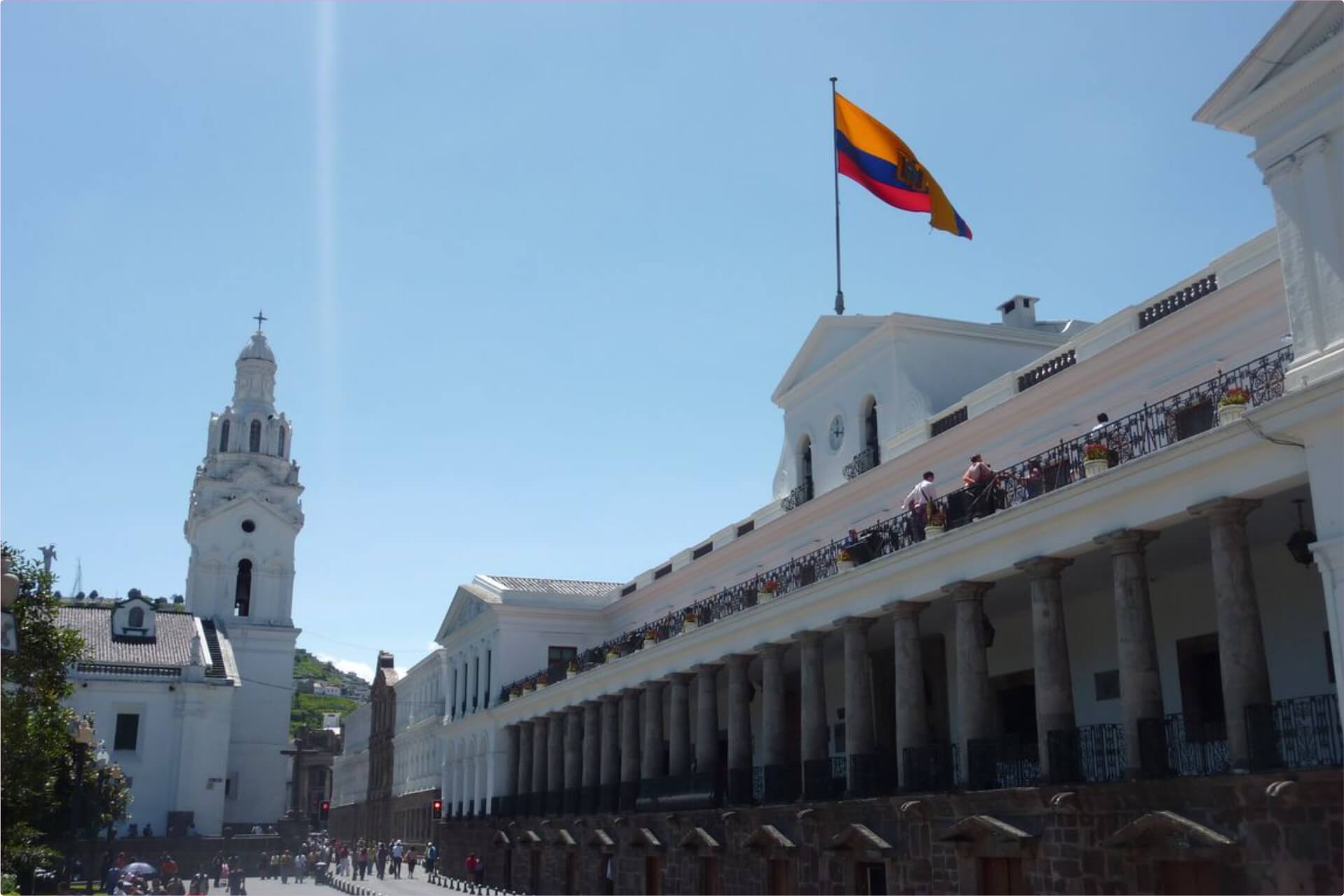 Verónica Abad acusa Gobierno engaño ecuatorianos