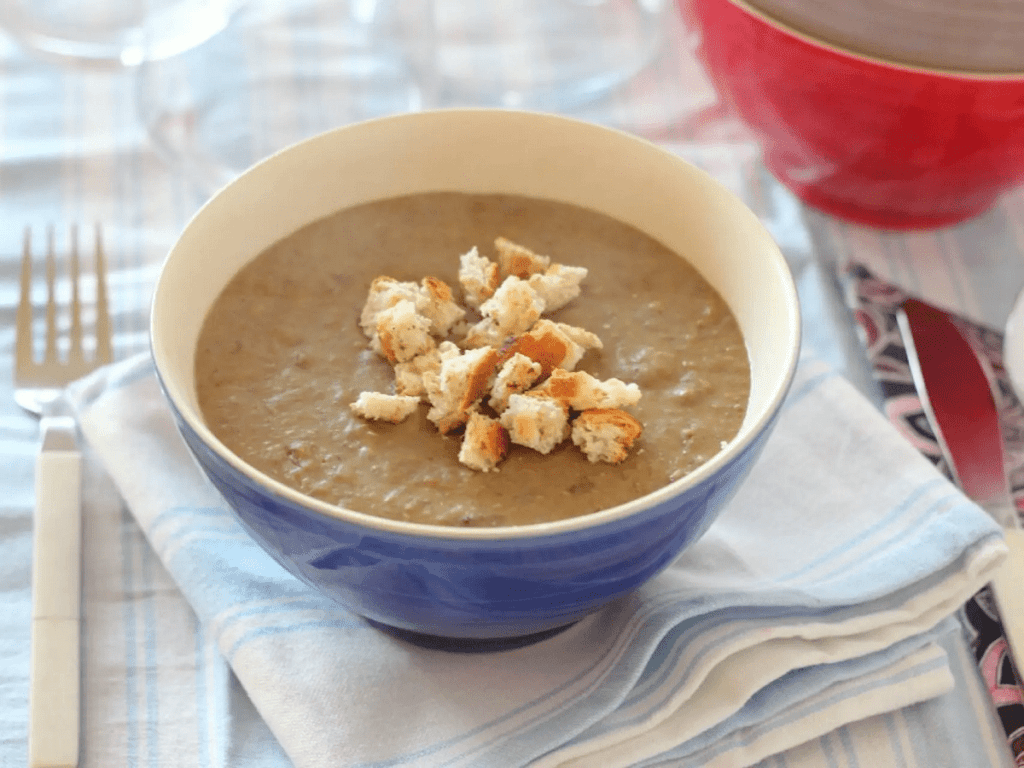 Alimentación balanceada: aprende a cocinar una crema de lentejas con alto valor nutricional