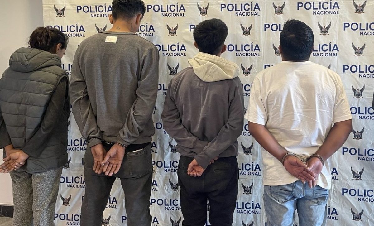 Capturan a cinco sospechosos de una banda de 'robacarros' en Santo Domingo de los Tsáchilas