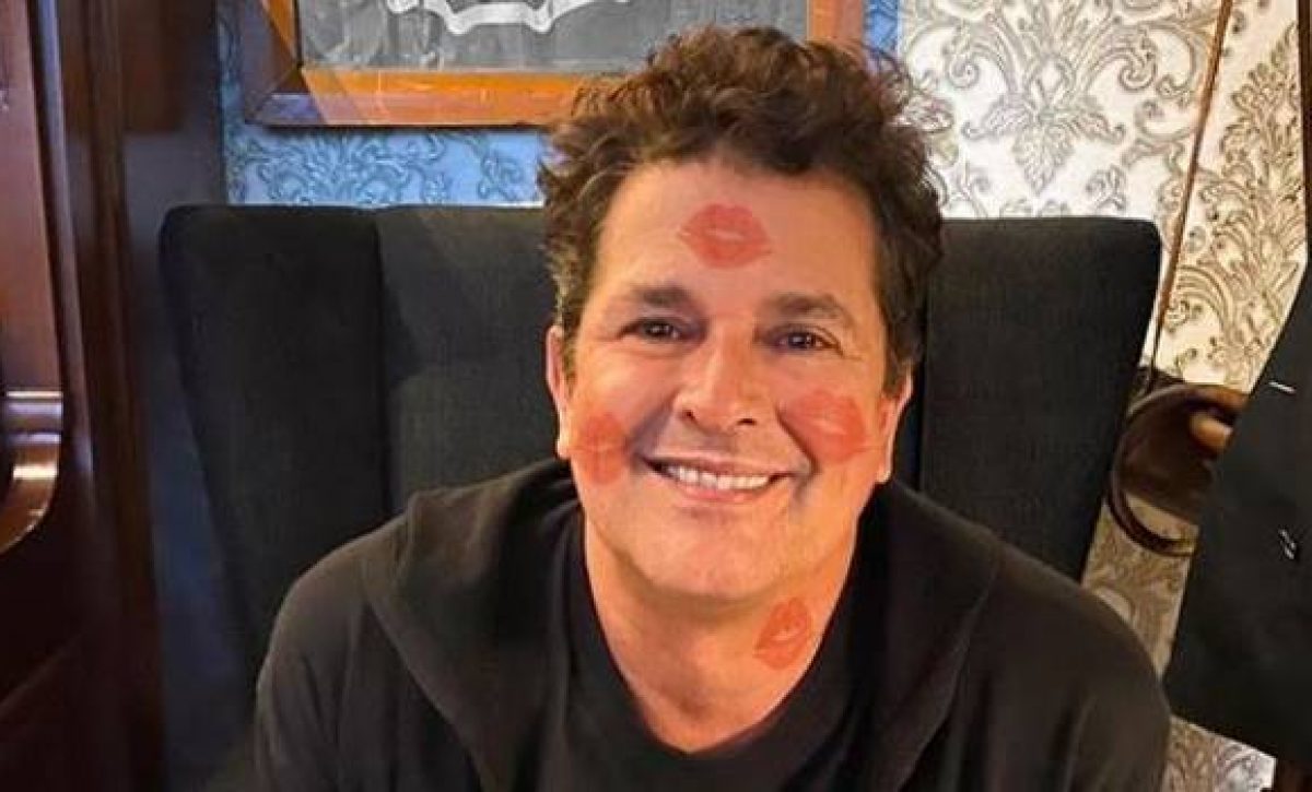 Carlos-Vives-logra-record-Guinness-por-besaton-virtual
