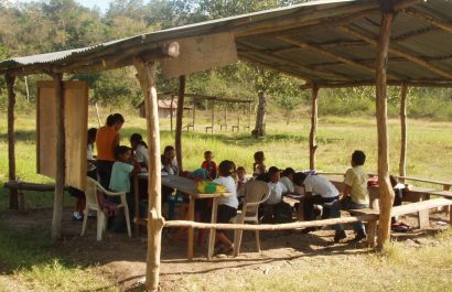 ESCUELAS-RURALES