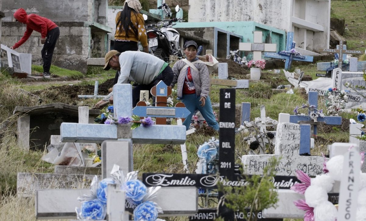 UIO_01112021_CEMENTERIO_CANGAHUA__MG_6569