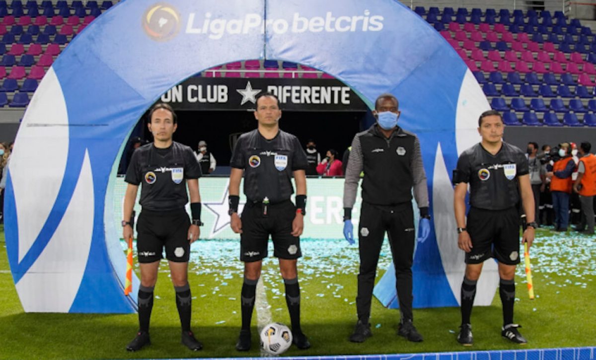 arbitros-1024x574-1