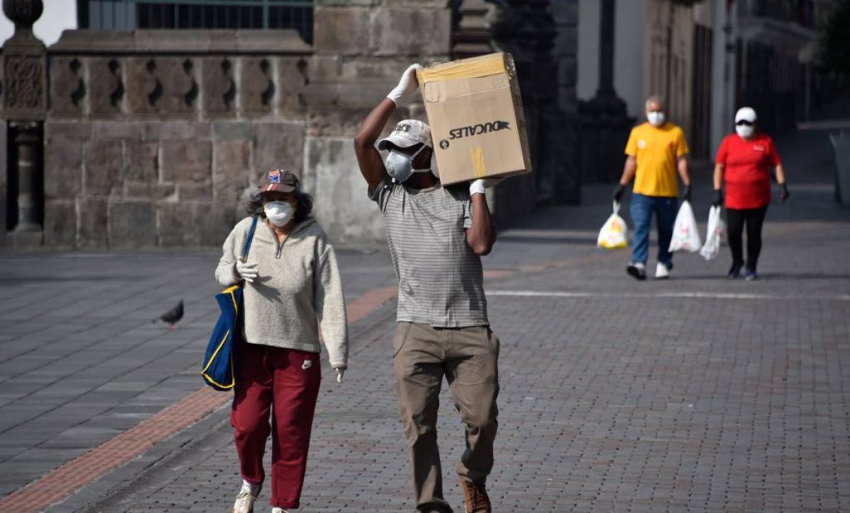 ecuador-health-virus_35432868-1-1
