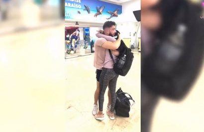 El primer abrazo de una pareja tras conocerse en el confinamiento