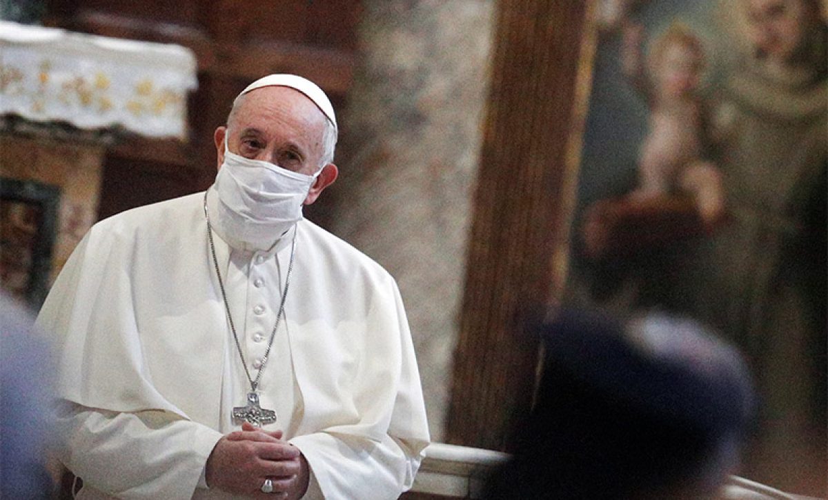 papa-francisco-con-barbijo-@reuters