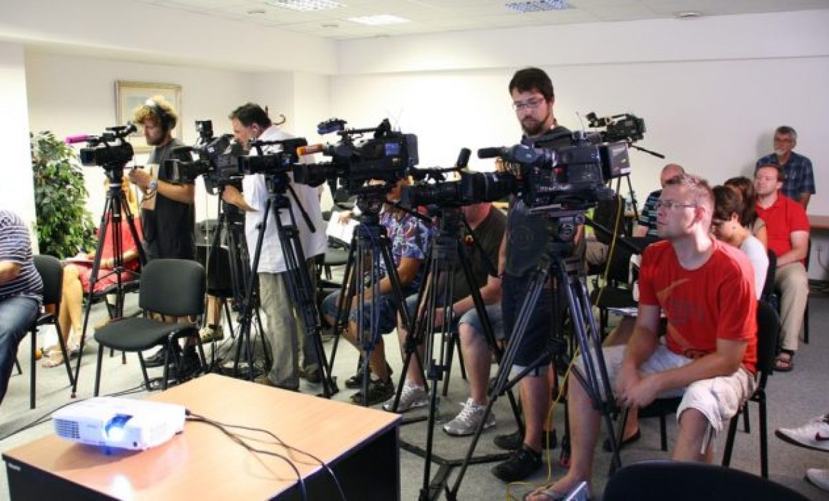 periodistas-678x381-1