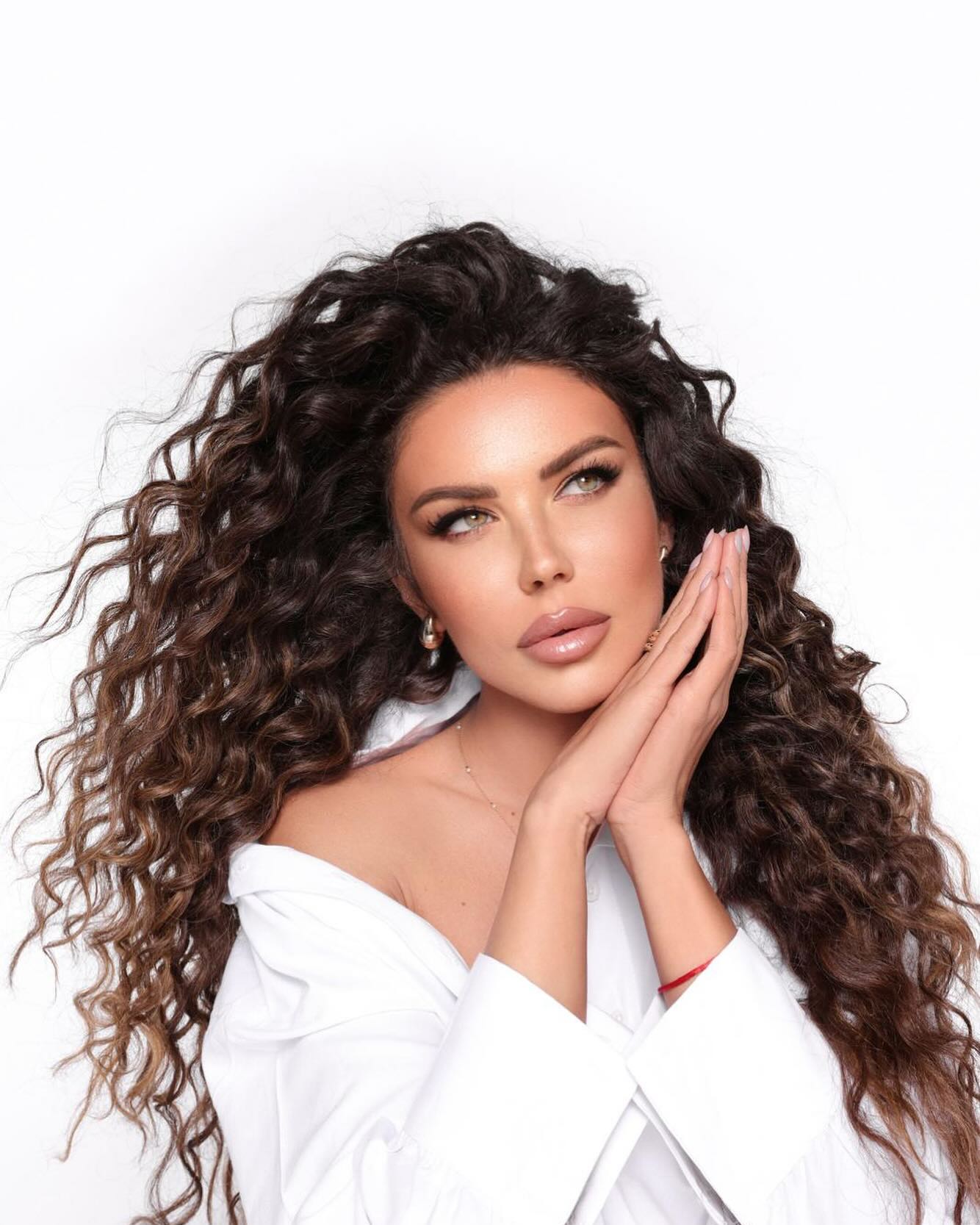 Edona Bajrami, Miss Universo Kosovo.
