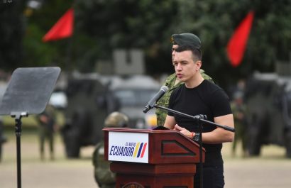 PORTOVIEJO-DANIEL-NOBOA-VEHICULOS-MILITARES