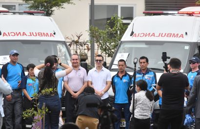 MANTA-ENTREGA-AMBULANCIAS