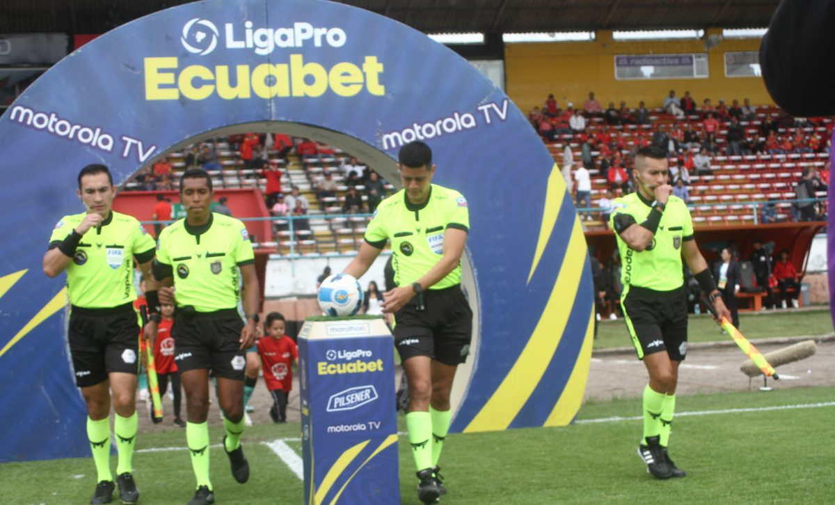 FBL-LIGAPRO-D CUENCA-TECNICO U