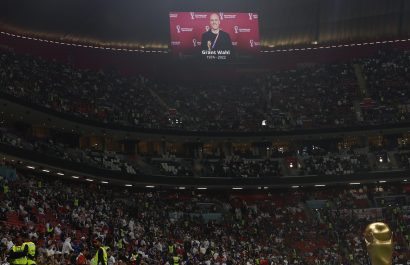 La muerte de periodista de EE.UU. en Mundial de Qatar fue por un aneurisma