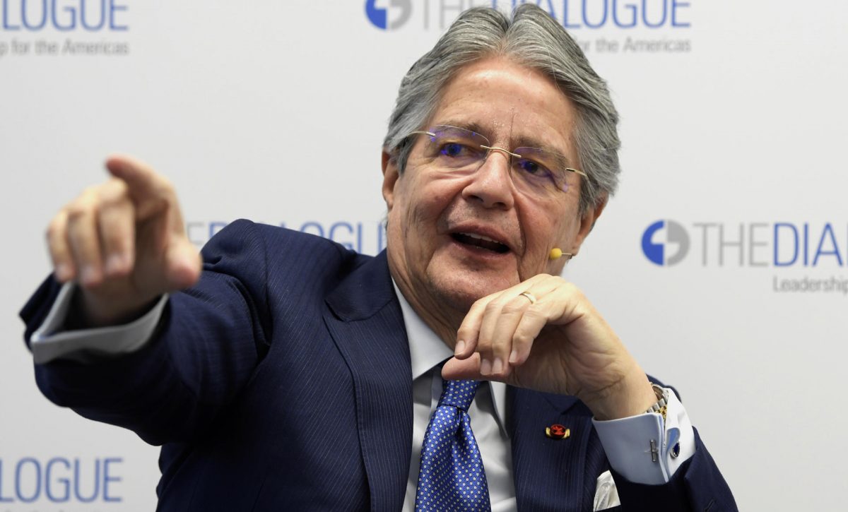 El presidente de Ecuador destaca las cifras de empleo adecuado en 2022