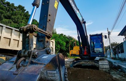Ciudad Azteca, es otro de los barrios de Manta que se beneficia con el Plan de Arreglo de calles.