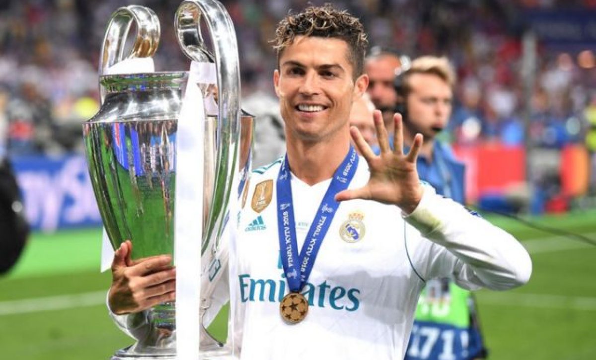 Cristiano-Ronaldo-logro-cinco-Champions-League-mientras-estuvo-en-el-Real-Madrid.