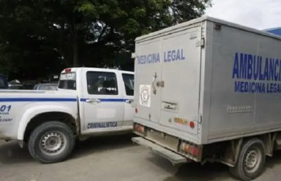 Dejan-cabeza-y-pierna-humana-junto-a-un-celular-que-contiene-el-video-del-desmembramiento