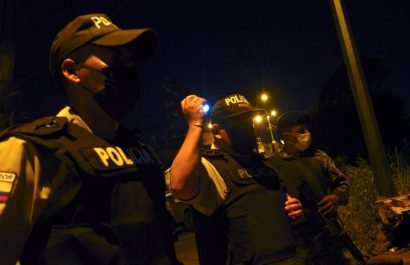 Dos-de-los-presos-que-fugaron-de-la-Penitenciarcia-del-Litoral-fueron-recapturados-en-Manabi.-Foto-Referencial