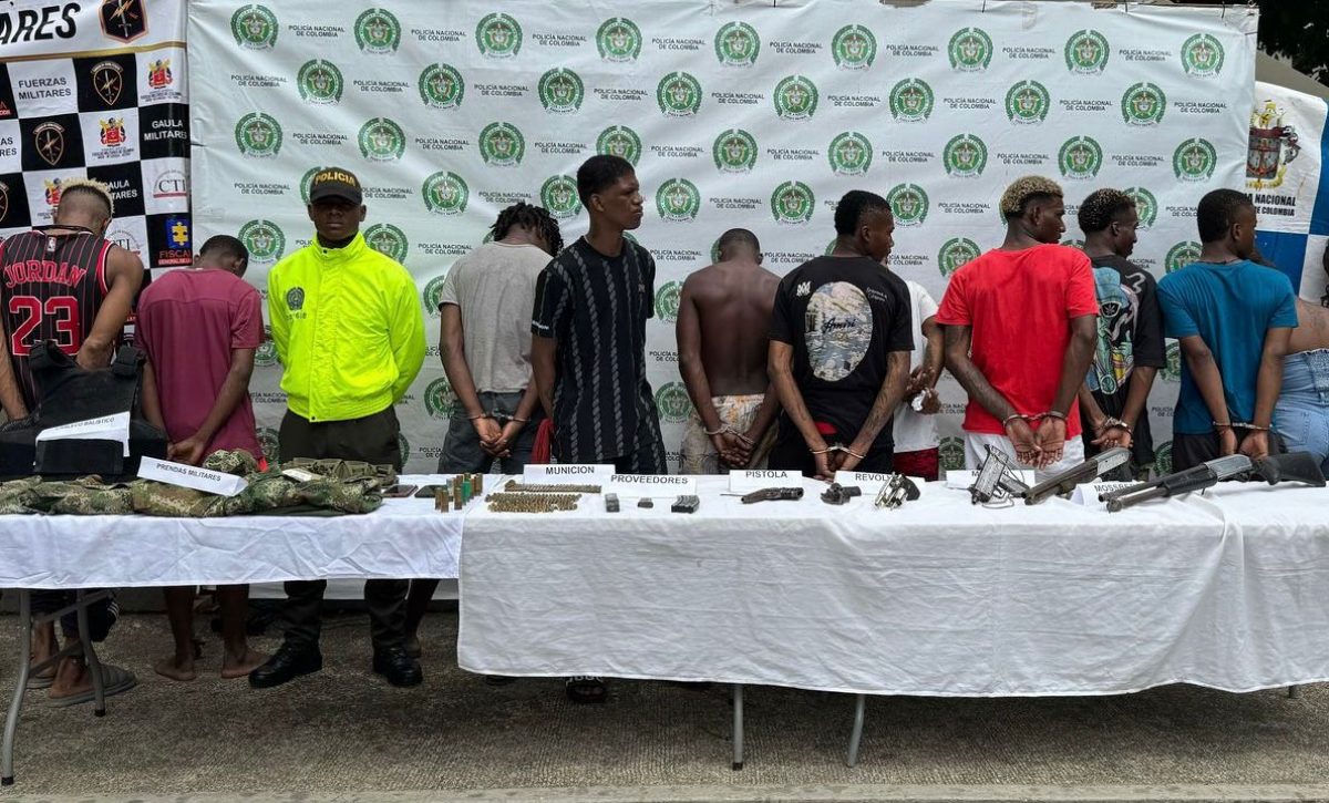 Dos muertos y 214 detenidos en operaciones contra el Clan del Golfo en Colombia