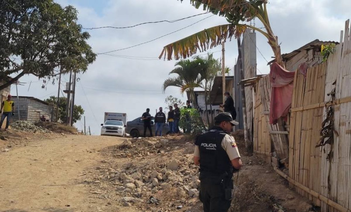 Dos-ninas-fueron-encontradas-muertas-en-su-casa-en-la-ciudad-de-Guayaquil.
