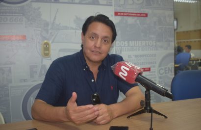 Fernando-Villavicencio-asambleista-scaled-2