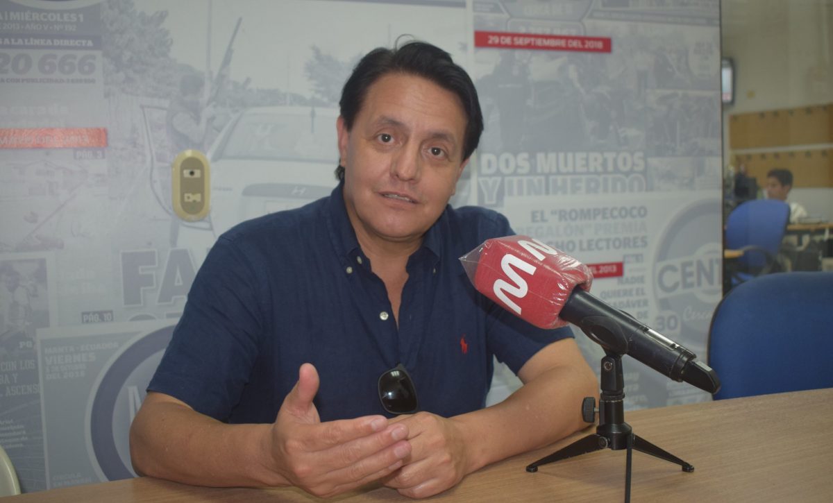 Fernando-Villavicencio-asambleista-scaled-2