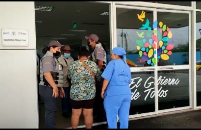 Hospital-de-Chone-1