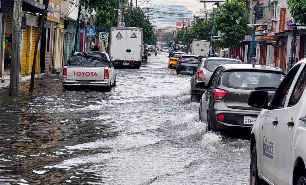 LLuvia-1