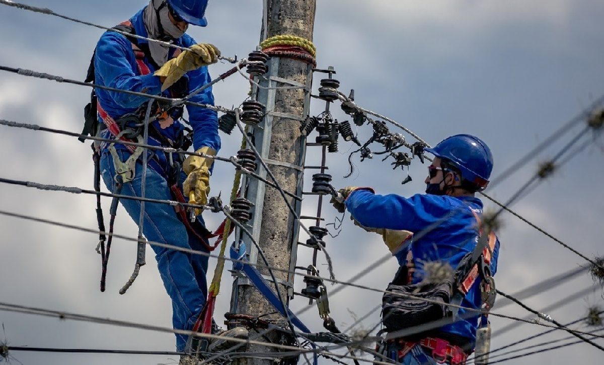 La CNEL anunció un corte programado de energía eléctrica en varios sectores de la parroquia Los Esteros, en Manta.