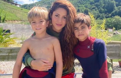 La-cantante-colombiana-Shakira-y-sus-hijos-Sasha-y-Milan