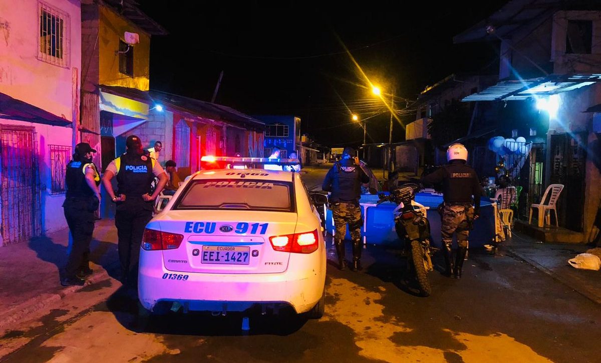POlicia-1