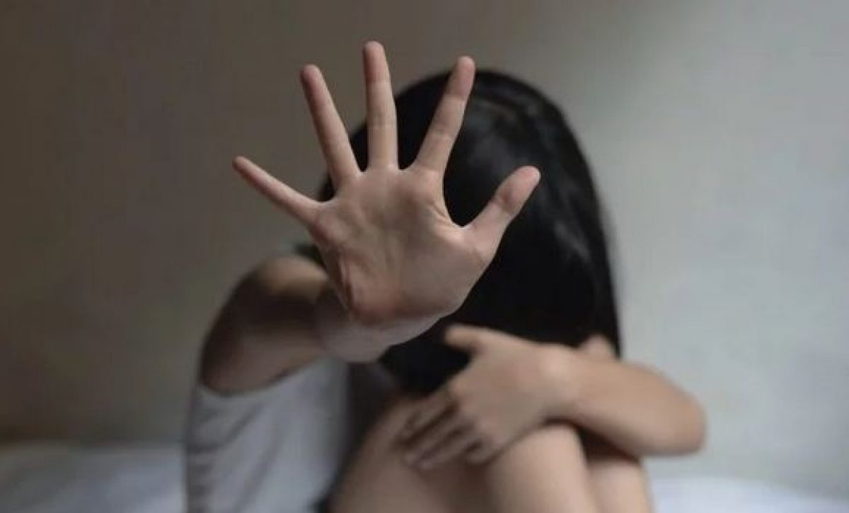 Pena-maxima-agravada-por-violar-y-embarazar-a-hijastra