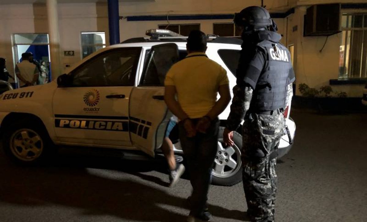 Policias-y-un-civil-a-juicio-por-droga