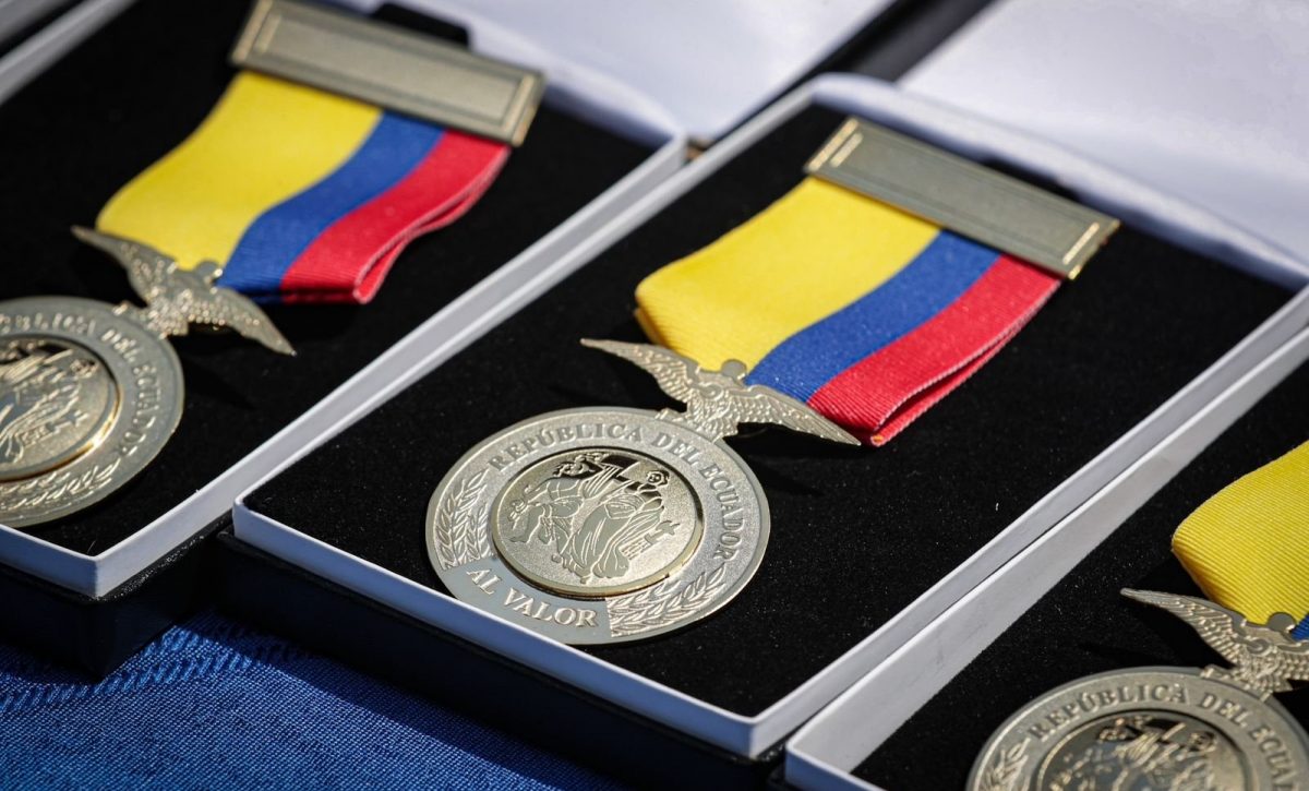 RECONOCIMIENTO-DE-POLICIAS-EN-ECUADOR