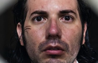 VICTOR-ARAUZ-EN-EL-OJO-DEL-HURACAN